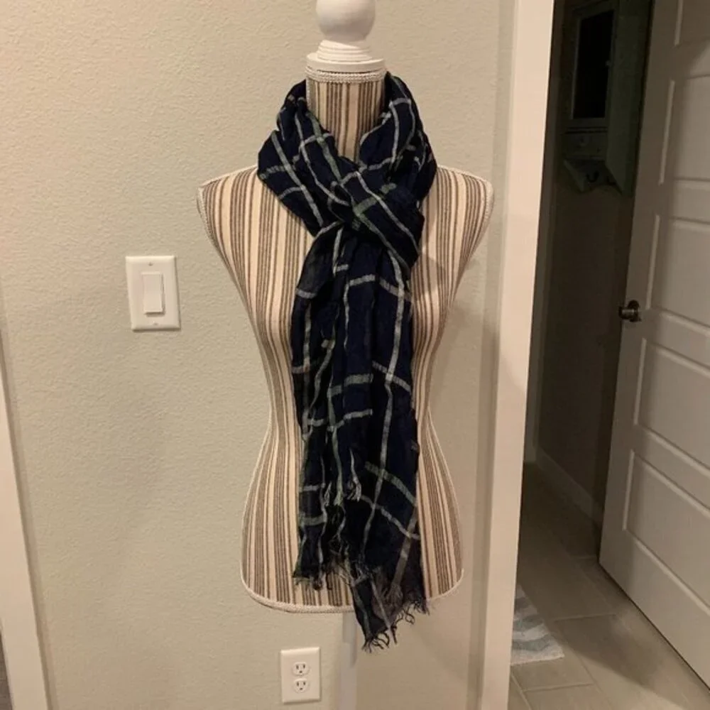 Set of 4 Scarves & 1 Bandana